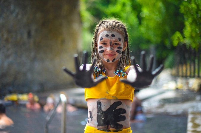 Mudbaths, Waterfall & Botanical Gardens Tour - All Inclusive - Local lunch instead of a rushed tourist meal