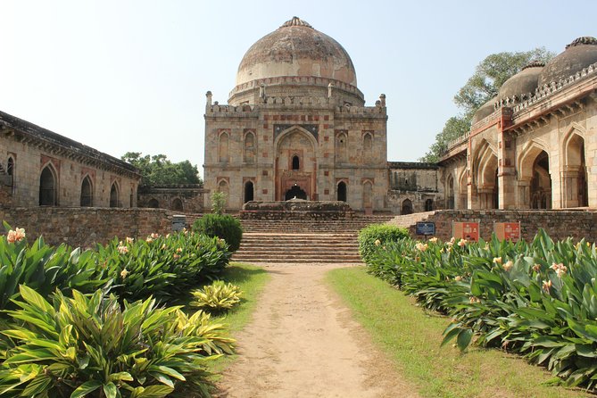 Mughal Heritage Tour Including Lodhi Garden, Humayun Tomb and Akshardham Temple - Akshardham Temple: extraordinary detail, strict rules