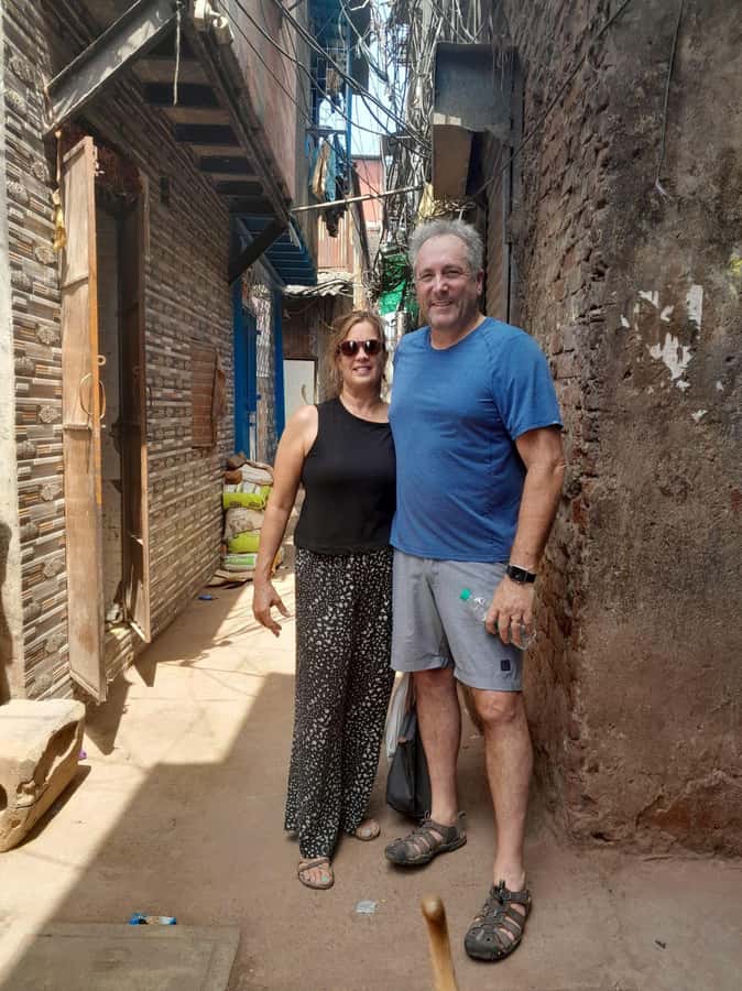 Mumbai:Dhobi Ghat Laundry,Dharavi Slum & Flower market Tour - Walking through Dharavi’s working community