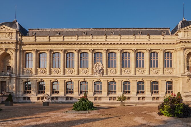 Museum of Natural History, Jardin des Plantes Tour Paris - Meeting at Hôtel du Jardin des Plantes