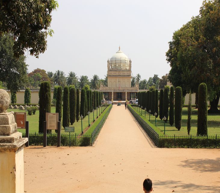 Mysore: 2-Day Palace and Gardens Tour from Bangalore - Why this two-day route works from Bangalore