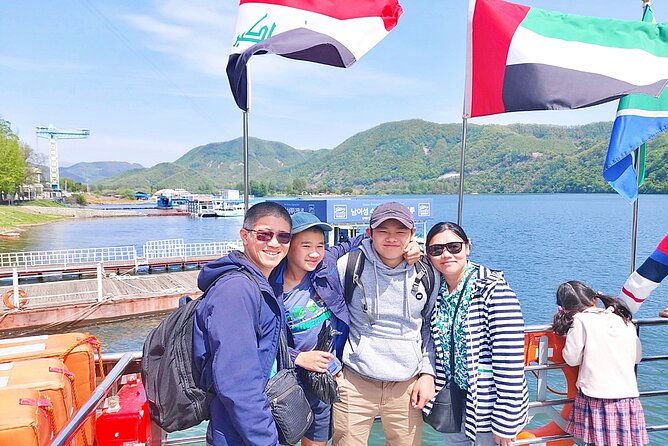 Nami Island, Cable Car, Garden of Morning Calm Panoramic Tour - The ginseng center: useful stop or sales pause?