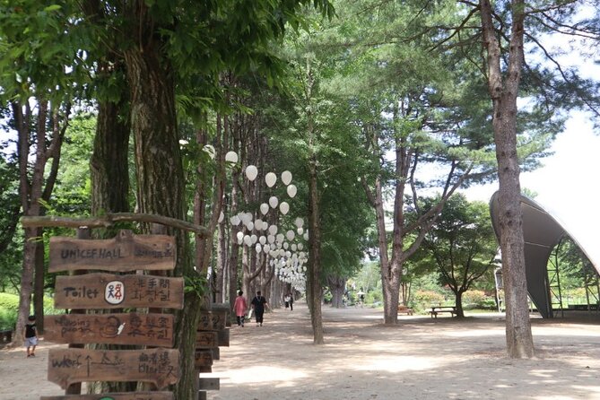 Nami Island& Petite France& Garden of Morning Calm& Italian Village One-Day Tour - Petite France: colorful buildings and a short first stop