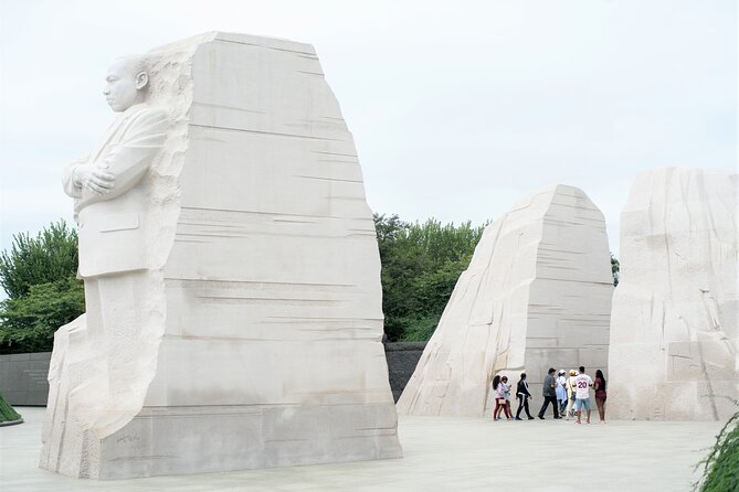 National Mall & Cherry Blossoms Tour with Optional Museum Tickets - Jefferson Memorial and the Tidal Basin