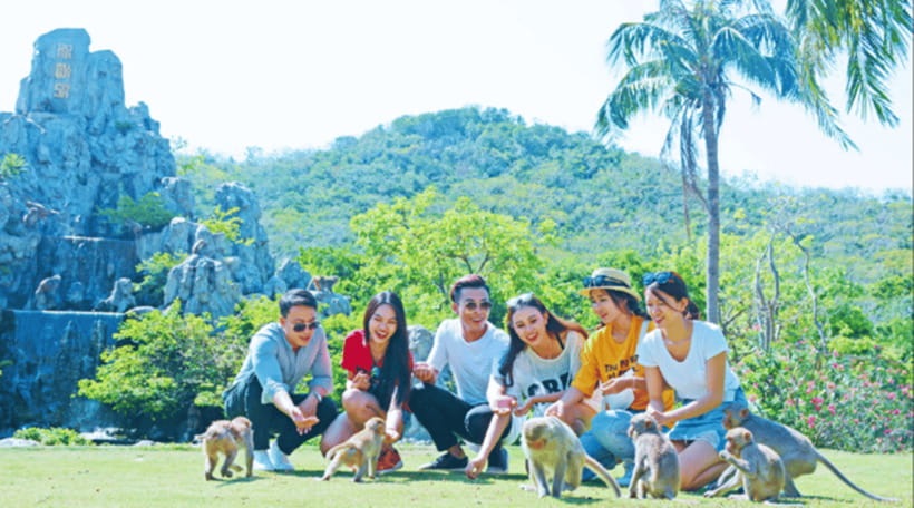 Nha Trang: Monkey Island with Orchids Island Combo Ticket - Starting the day and reaching the islands