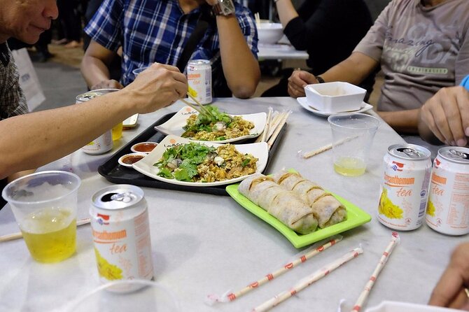 Night out with 6 Food Tastings, Spectra & Garden Rhapsody Shows - Gardens by the Bay and the discreet food connection
