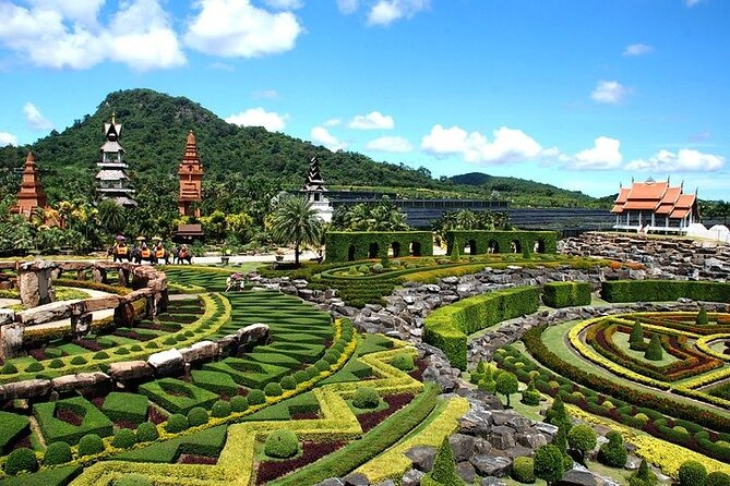 Nong Nooch Tropical Garden Ticket in Pattaya - Dinosaur Valley and the attraction’s playful side