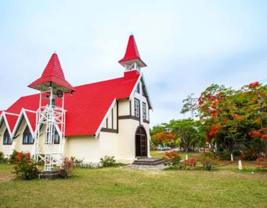 North Day Tour, Botanical Garden, Sugar Museum, Rum Tasting - L’Aventure du Sucre and the island’s harder story