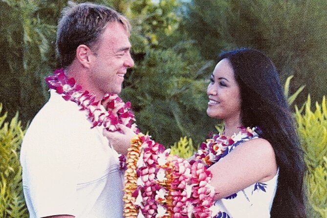 Orchid Airport Lei Greeting (Maui, Kahului Airport, OGG) - Where the experience can fall short