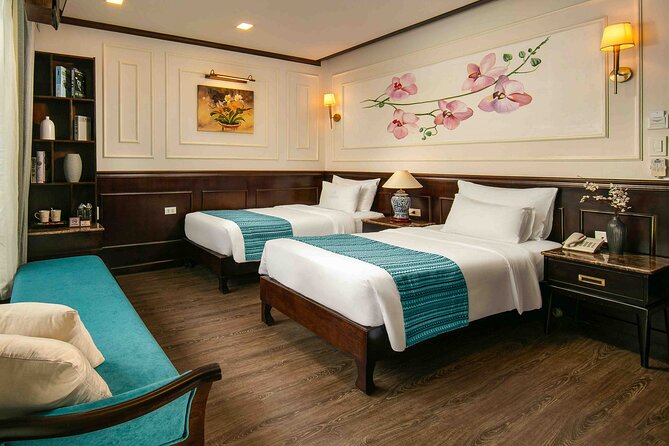 Orchid Cruise Top Notch Cruise into Halong and Lan Ha Bay 2D1N - Lunch while the ship enters Lan Ha Bay