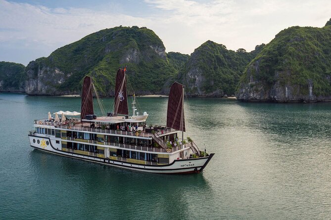 Orchid Cruises Halong Bay 3 Day/2Night on 5 Star - Day two: cycling through Cat Ba to Viet Hai village