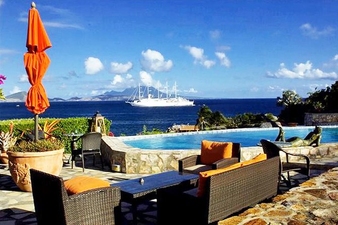 Palms Court Gardens and Restaurant Day Pass - Ocean views without a beach