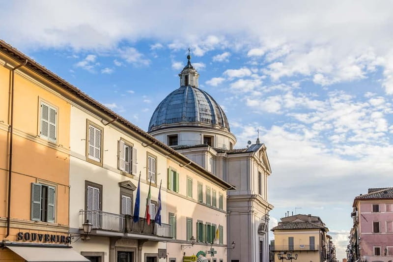 Papal Palace and Secret Garden Ticket and Audio Guide - Why Castel Gandolfo feels different from Rome