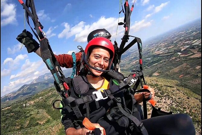 Paragliding flight over the Gardens of Ninfa - Should you book this paragliding flight?