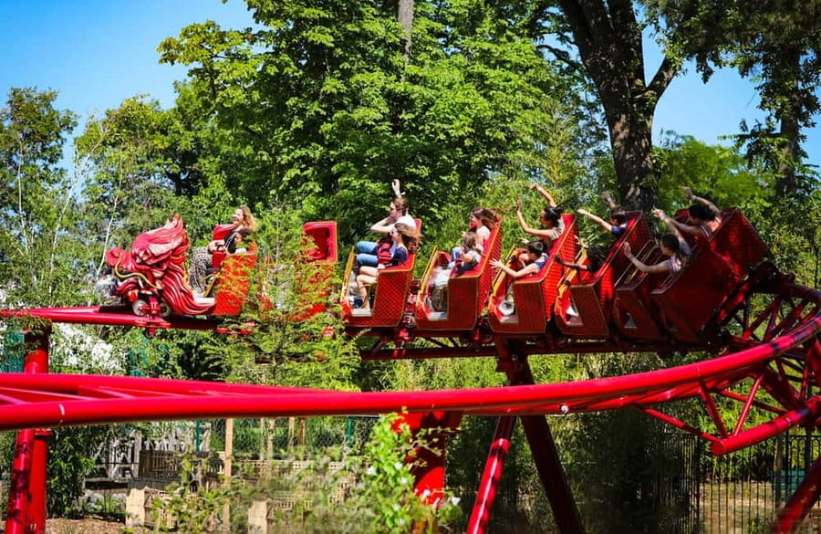 Paris: Jardin d'Acclimatation 1-Day Unlimited Pass - Getting there from Les Sablons