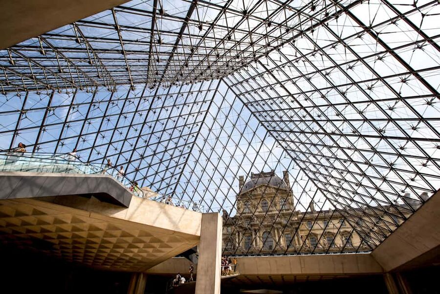 Paris: Louvre Museum Entry Ticket and Garden Walking Tour - Adding the Seine River Cruise