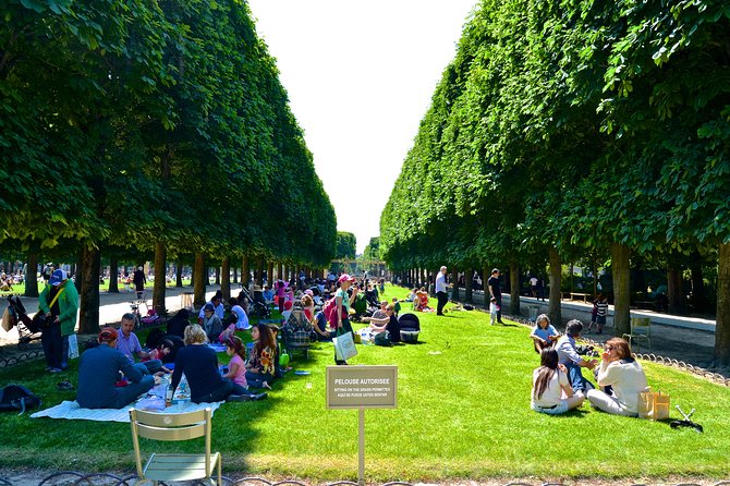 Paris Luxembourg Gardens Highlights Small-Group Walking Tour - Is $106.04 good value?