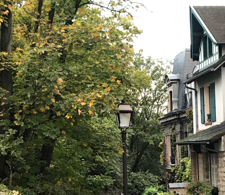 Paris Secret Gardens 1.30 hour long Walking Tour - Best time in your Paris schedule