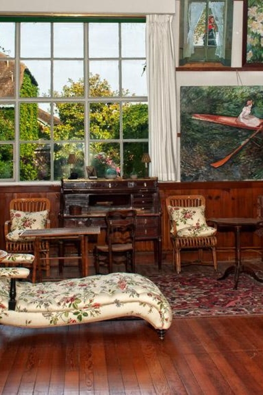 Paris: Transport for visit Giverny Claude Monet 7 peoples - Booking details that affect your decision