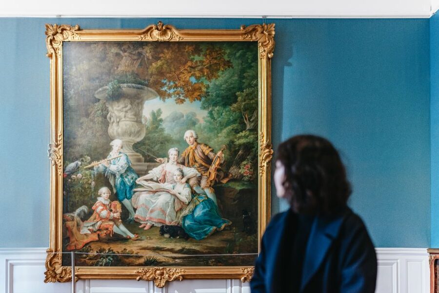 Paris: Versailles Palace and Gardens Full Access Ticket - Audio Guide and Self-Guided Touring