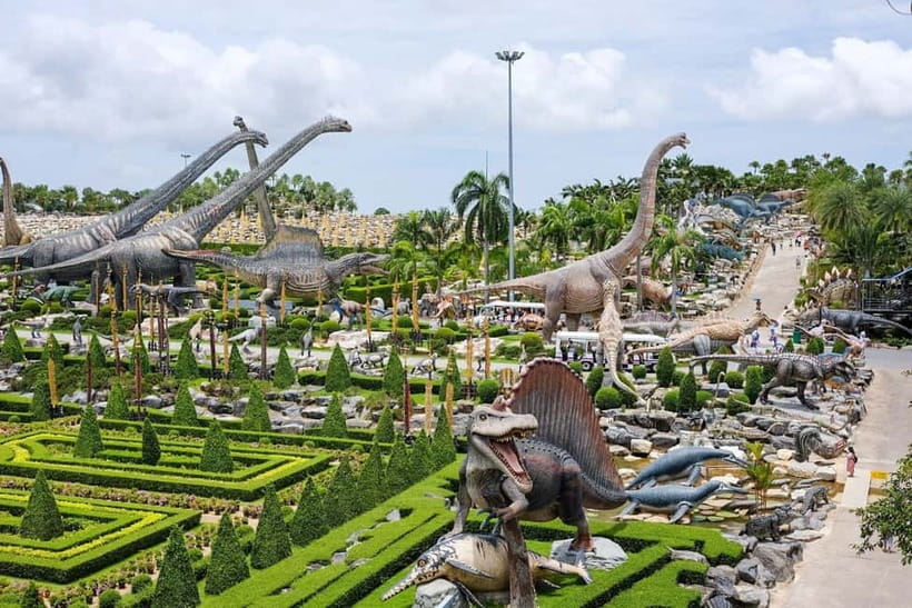 Pattaya: Nong Nooch Tropical Garden Ticket - Nong Nooch’s gardens and Dinosaur Valley