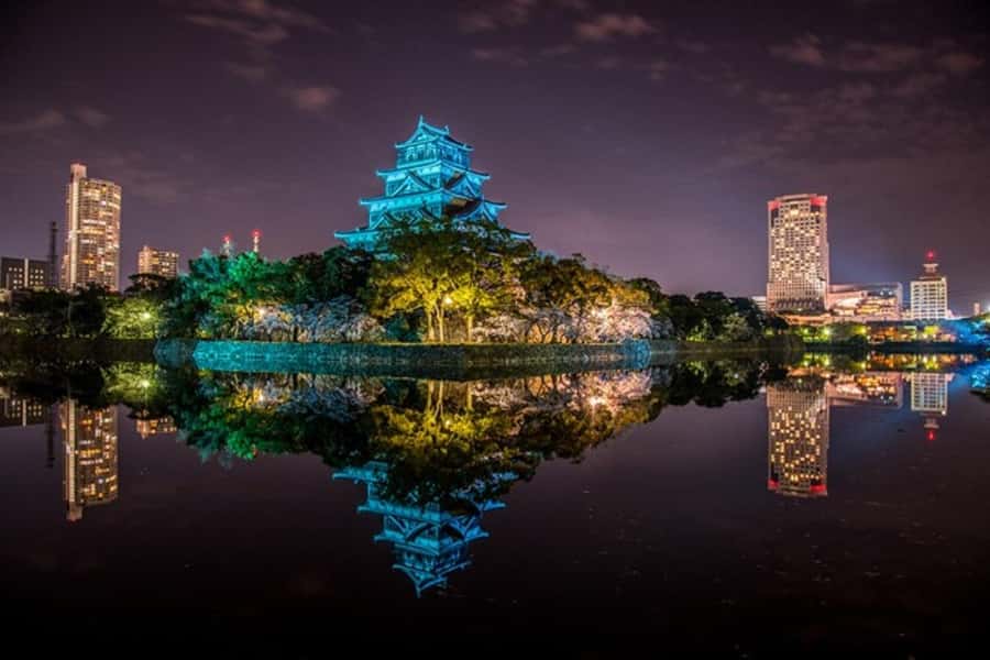 Peace Memorial Park, Hiroshima Castle, & Garden Private Tour - Hiroshima Castle and the samurai city