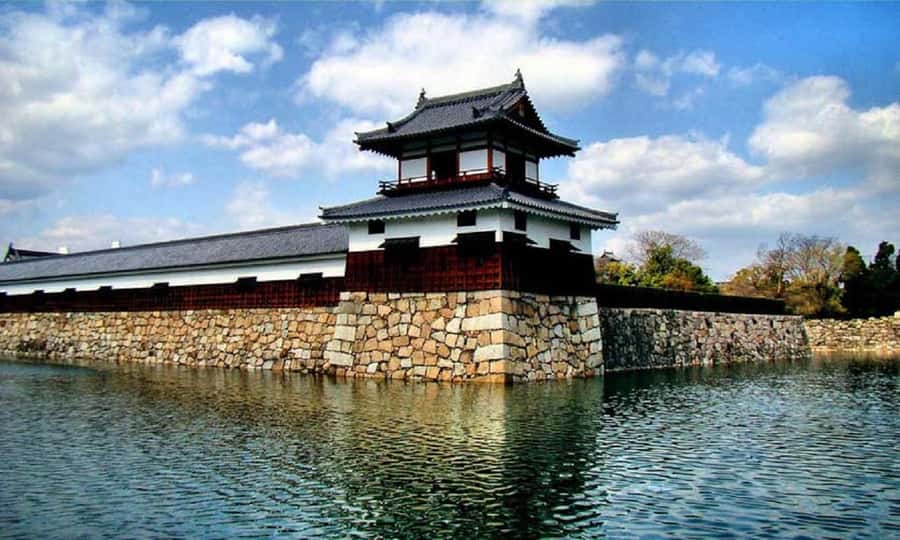 Peace Memorial Park, Hiroshima Castle, & Garden Private Tour - Starting at Shukkeien Garden