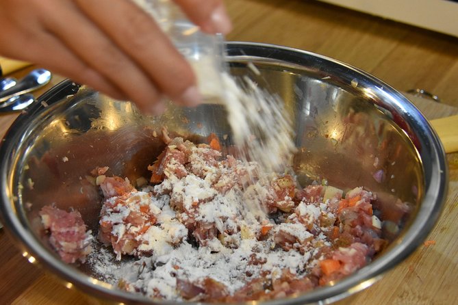 Peranakan Cooking Class in Singapore, near Lavender MRT Station - What the cooking session feels like