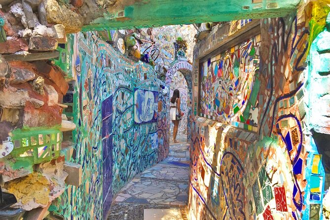Philadelphia Murals and Street Art Tour with Magic Gardens - Why this Philadelphia art walk is more than a mural checklist