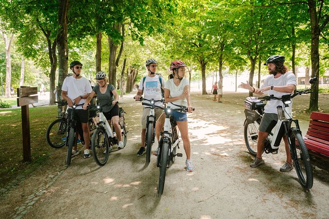Porto Riverbank E-Bike Tour - Atlantic Coast, Gardens - São João da Foz and the Atlantic air