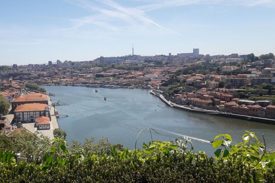 Porto Riverbank Tour on an e-bike: Atlantic Coast, Gardens - Foz do Douro and Castelo do Queijo
