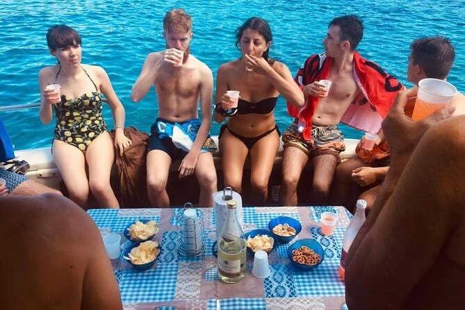 Private Boat Excursion Taormina - Giardini Naxos With Lunch - A two-hour stop with fish, wine, and fruit