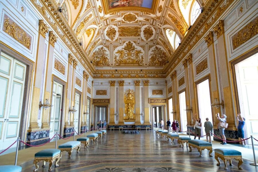 Private Caserta Royal Palace and Gardens Tour inc. Shuttle - Pools, waterfalls, and the telescopic view