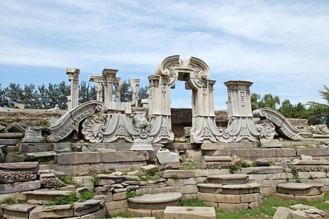 Private Customized Beijing Garden Tour - Beihai Park for a city-based garden