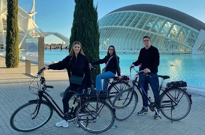 Private E-Bike City Tour of Valencia's History, Gardens - What the $78.36 price means