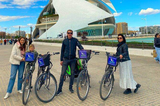 Private E-Bike City Tour of Valencia's History, Gardens - Who will get the most from this ride