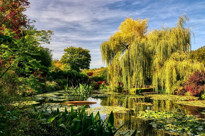 Private Giverny Monet’s House & Gardens Half-Day Tour from Paris - Leaving Paris at 8:00 am