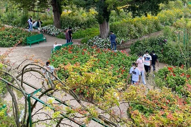 Private Giverny Roundtrip and Entrance Ticket from Paris - Morning or afternoon: which departure works best?