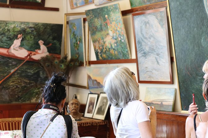 Private Giverny & Versailles Day Trip with Lunch & Hotel Transfers from Paris - Who will get the most from this tour