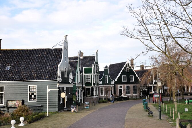 Private Guided Keukenhof Gardens and Zaanse Schans Tour - De Kat, the last working paint mill