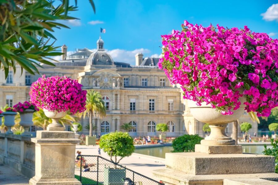 Private Guided Tour of Luxembourg Gardens & Panthéon Tickets - Entering the Panthéon With Timed Tickets