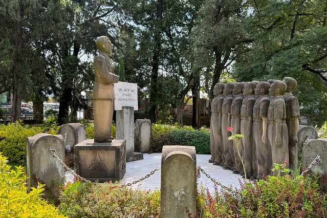 Private Half Day Guided tour in Addis Ababa New Flower - National Museum and the small fossil with a huge story
