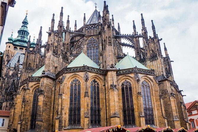 PRIVATE: Prague Castle for the Curious – Kings, Legends & Gardens - Key things to know before booking