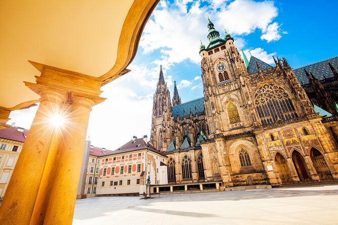 PRIVATE: Prague Castle for the Curious – Kings, Legends & Gardens - Golden Lane, tiny houses and large legends