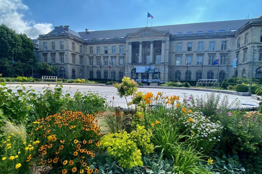 Private Rouen, Giverny Trip from Paris with Michelin Lunch - FAQ