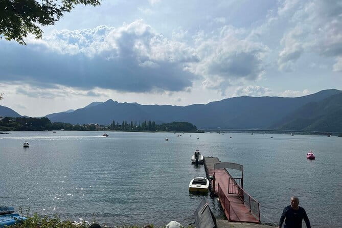 Private tour - Scenic Fuji Escape: Hakone, Peace Park & More - Oshino Hakkai and Fuji’s spring water