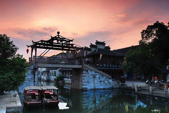 Private Tour with Suzhou Museum, Humble Administrator's Garden and Tongli Town - Suzhou in one day, from stone lanes to canal boats