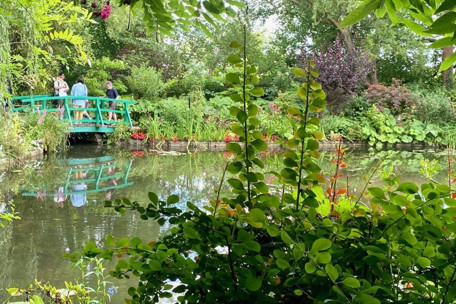 Private Trip Giverny Versailles Trianon from Paris - Monet’s house and gardens at Giverny