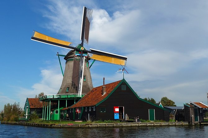 Private Tulip Fields, Windmills and Cheese Tour from Amsterdam - Keukenhof gives you the grand flower show