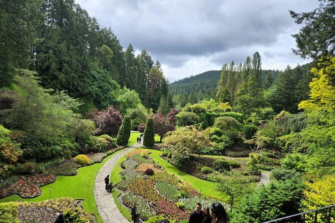Private Vancouver to Victoria and Butchart Gardens with luggage - How the private format changes the experience